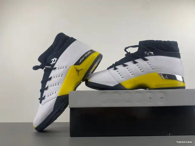 HYPE FJ0395-100 17 Lightning Air Jordan Low 0514